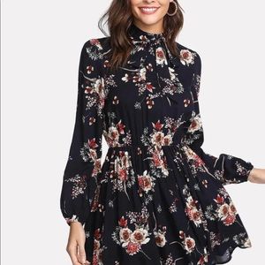 Neck tie flower print dress